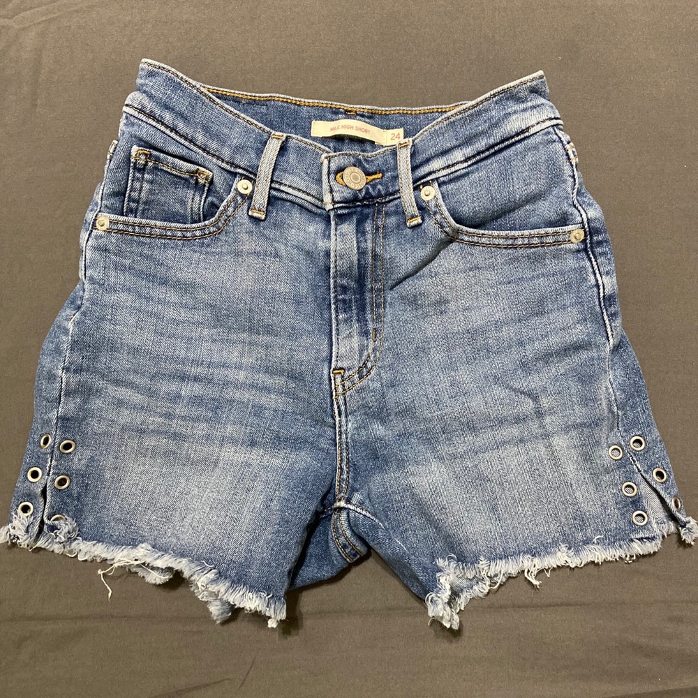 Levi’s Mile High Shorts